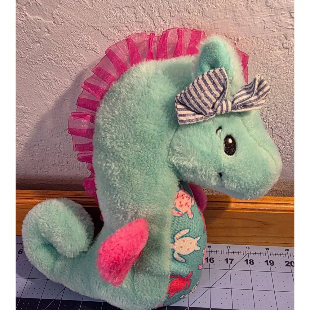 The Preppy Pelican Seahorse Plush Turtle Print Pink Fins Bow 9